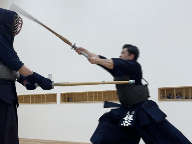 剣道のスキル向上ガイド：面を速く打つ方法とタイミングをマスターする
